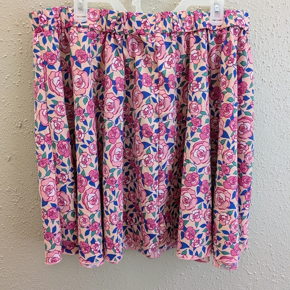 Plus Floral Ruffle Wrap Skirt - Picture 3 of 3